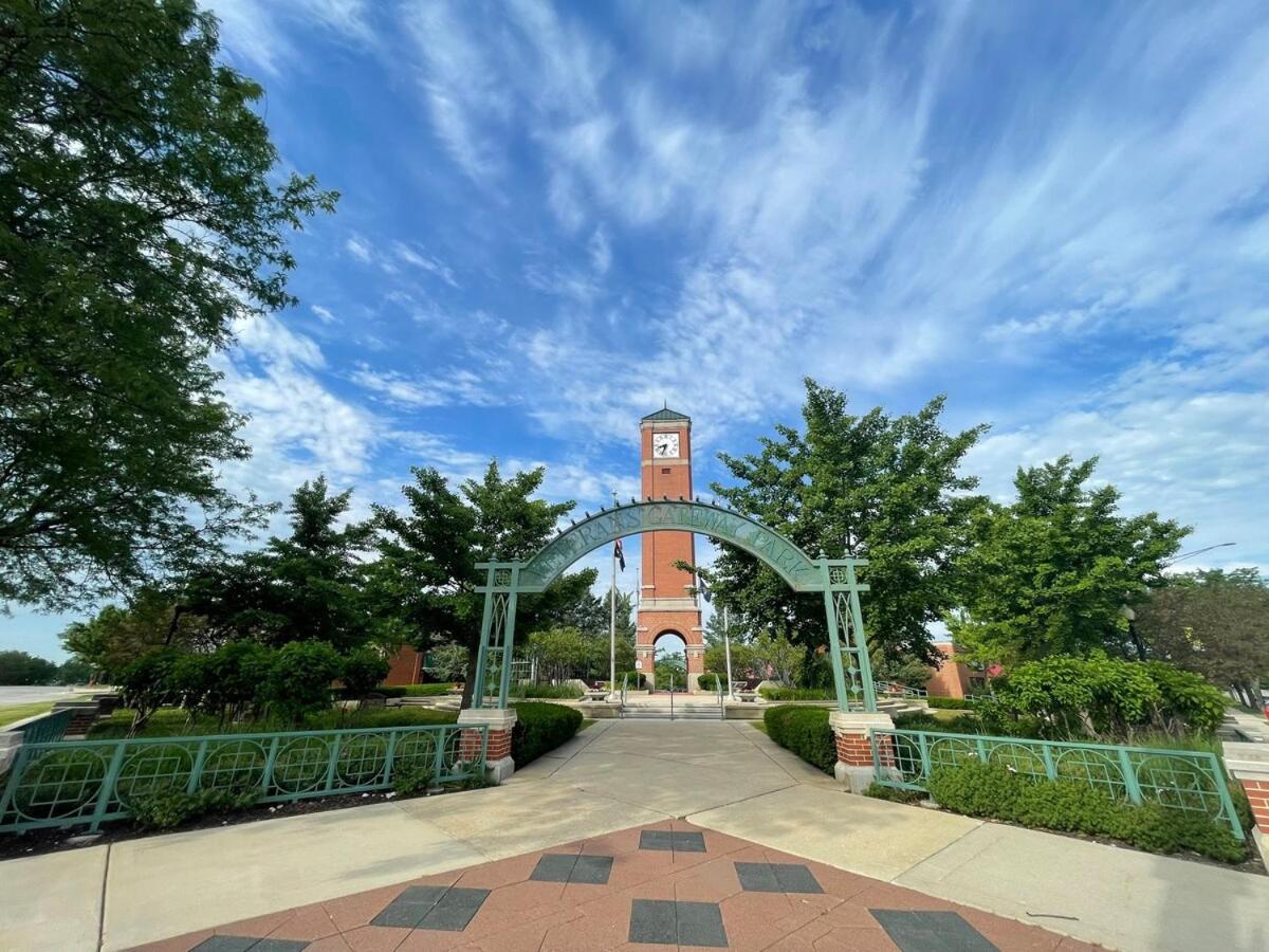 Schaumburg Paradise Oasis With A Secret Garden And Private Pool 外观 照片