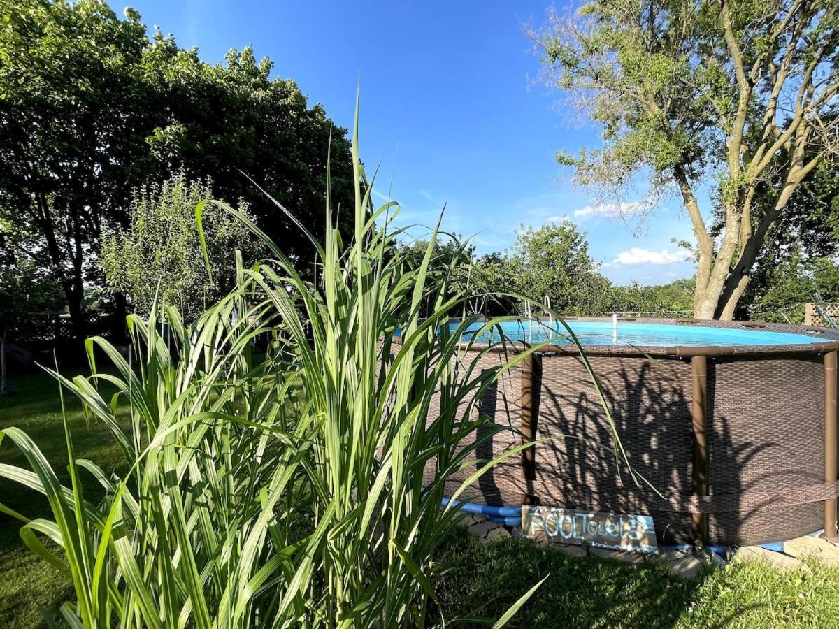 Schaumburg Paradise Oasis With A Secret Garden And Private Pool 外观 照片